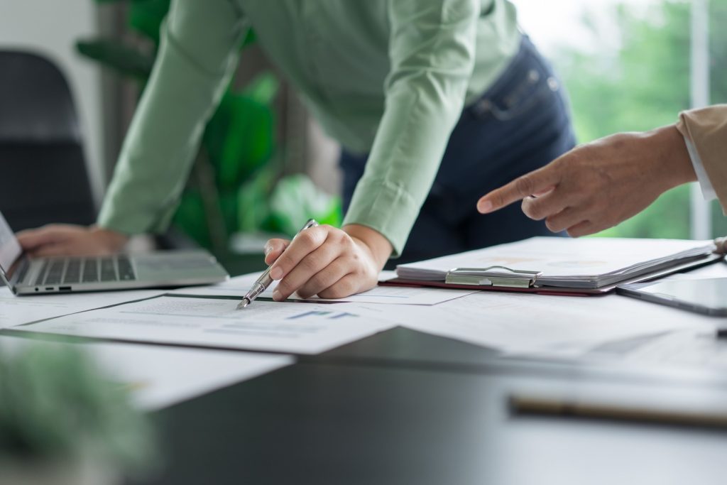 Consultant within R2v3 - MasterQMS